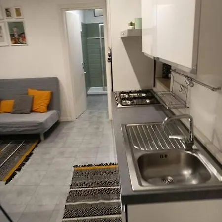 Casa Cavour 153 *